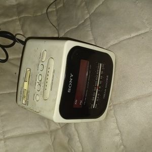Sony Dream Machine cube alarm ⏰ clock 🕒